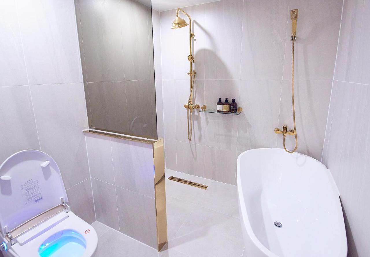 בוסאן Denbasta Signature Hotel מראה חיצוני תמונה