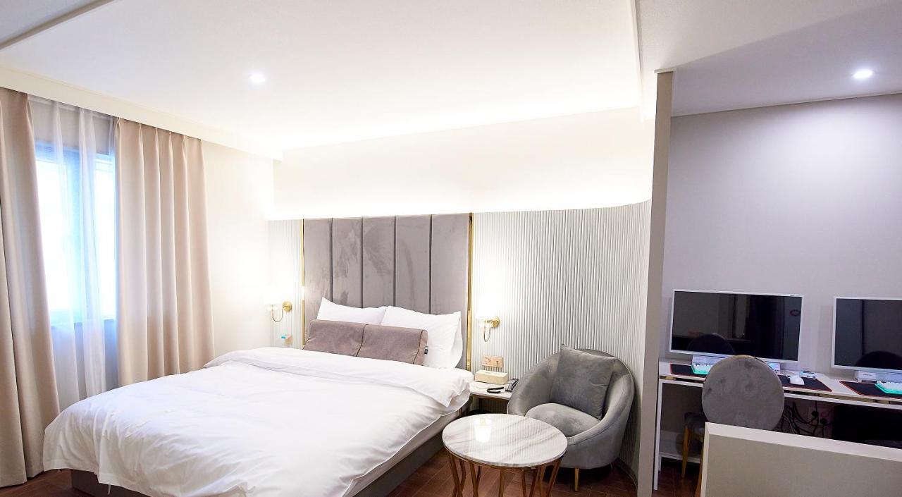בוסאן Denbasta Signature Hotel מראה חיצוני תמונה