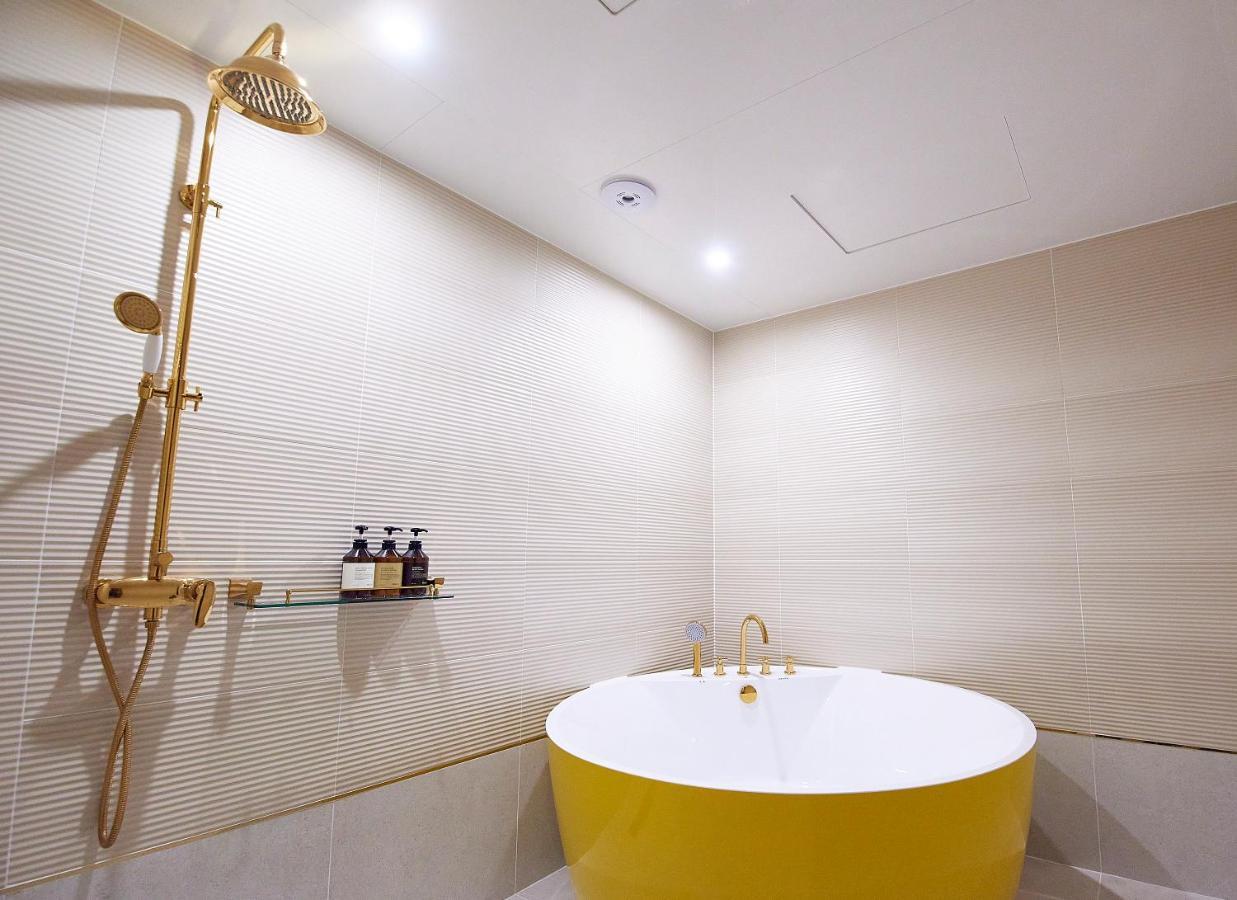 בוסאן Denbasta Signature Hotel מראה חיצוני תמונה